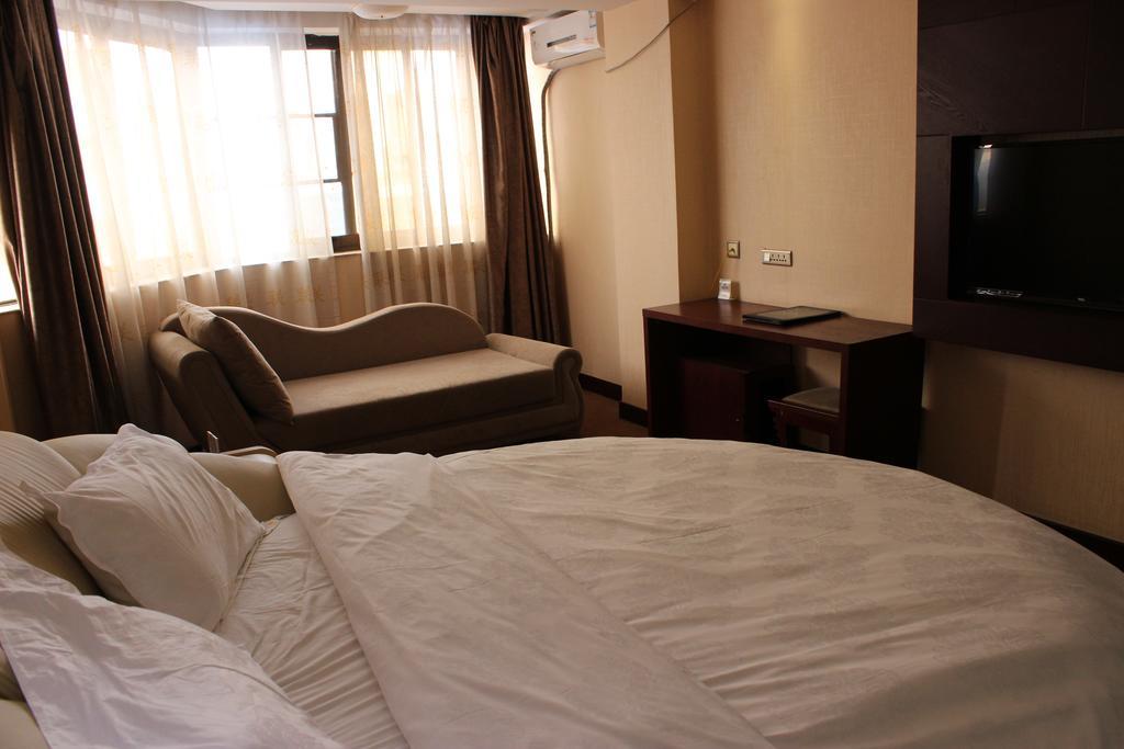 Kunming Youlian Hotel Экстерьер фото